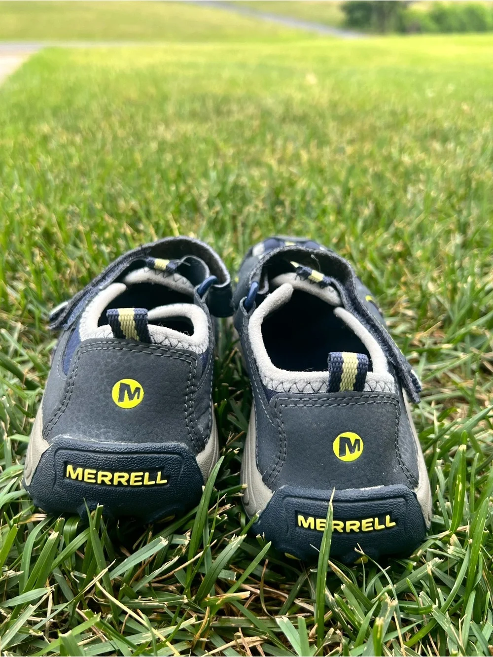 Merrell Kids Gray and Yellow Outdoor Closed-Toe Sandals